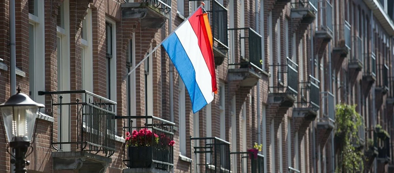 Ολλανδία: Η κυβέρνηση δίνει εντολή για υποχρεωτική καραντίνα